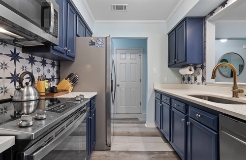 Bay St Louis House | No Cleaning Fee! King Suite. Sleeps 8. 3 BR. 2.5 Baths. Pet Friendly!