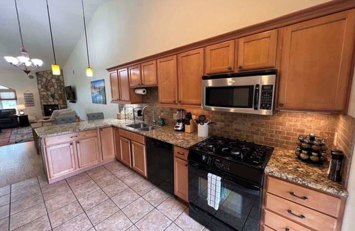 Pagosa Springs House | No-Stairs Townhouse w/Fireplace + Pet Friendly