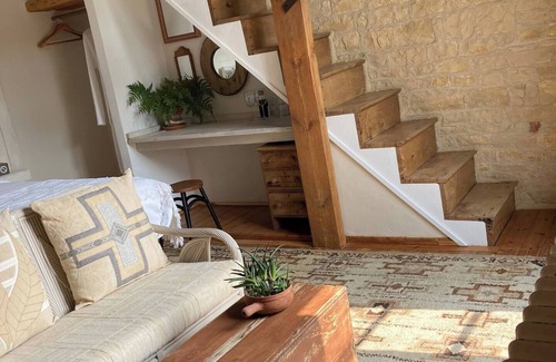 Mansle Bed & Breakfast | No12 is a unique,boutique B&B 3