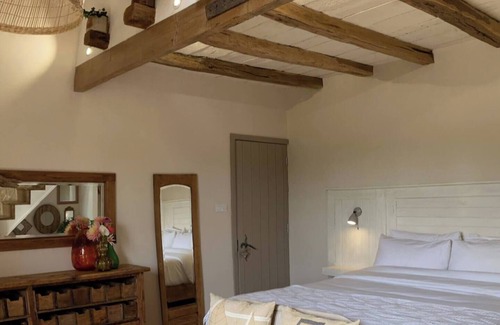 Mansle Bed & Breakfast | No12 is a unique,boutique B&B 3