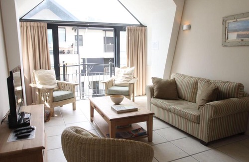 Scott Estate Apartment | No14 The Village Square