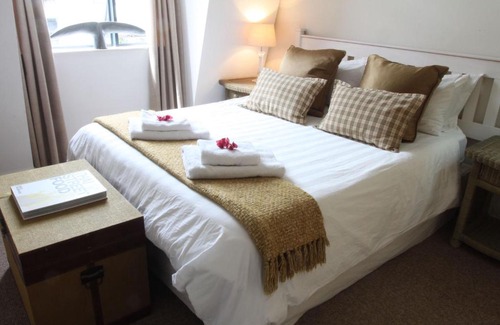 Scott Estate Apartment | No14 The Village Square