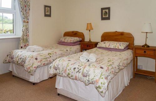 Kirkcudbright House | No2 Chapelton Cottage