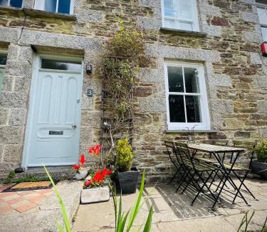 Gweek House | No3 Gweek