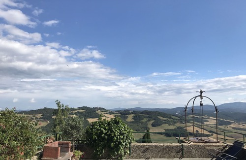 Radicondoli House | Nobleman holiday house in Tuscany with private swimming pool, A/C and Wi-Fi