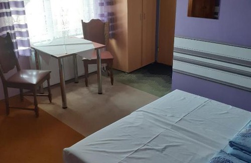 Lichen Stary House | Noclegi u Eugenii