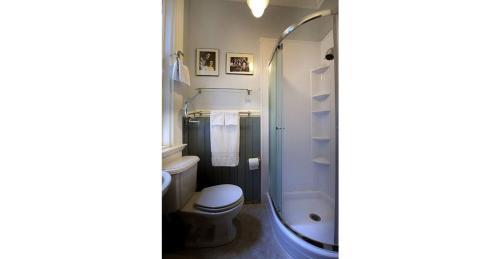 La Lengua Bed & Breakfast | Noe's Nest Bed and Breakfast