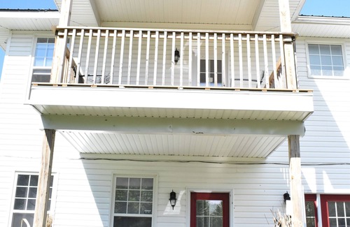 Port McNicoll Bed & Breakfast | Noel's Nest Country Bed and Breakfast with a Caribbean Twist