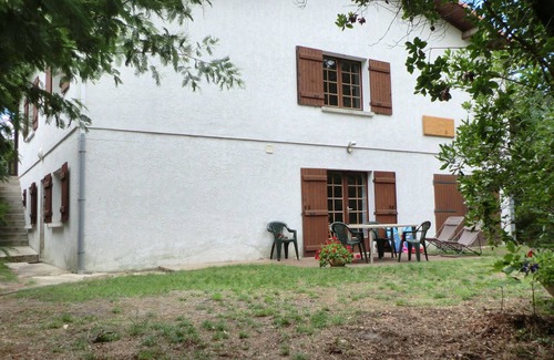 Cap-Ferret Apartment | Non-smoking apartment on the ground floor in a villa bordering the forest - pets welcome