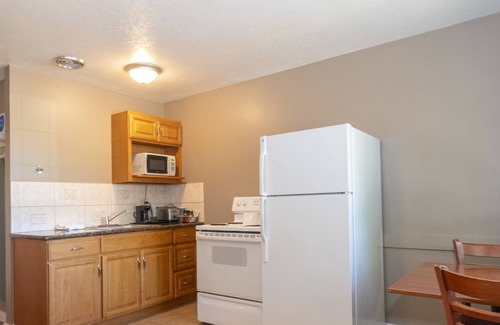 Parkrose Hotel | Nordic Inn & Suites