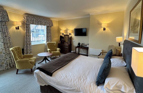 Arundel Hotel | Norfolk Arms Hotel