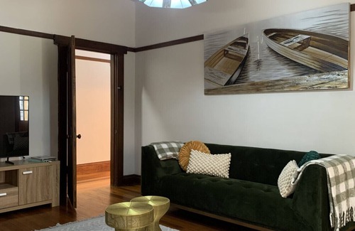 South Launceston House | Normandy Old Charmer