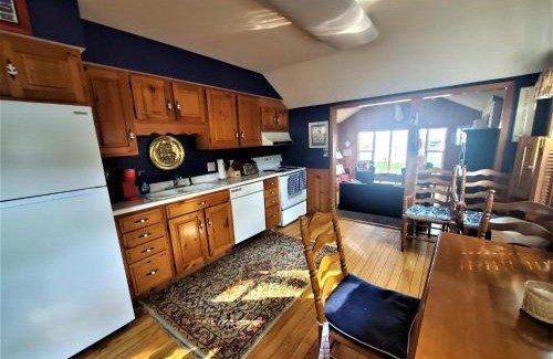 Spirit Lake Villa | North Bay Retreat on West Lake Okoboji
