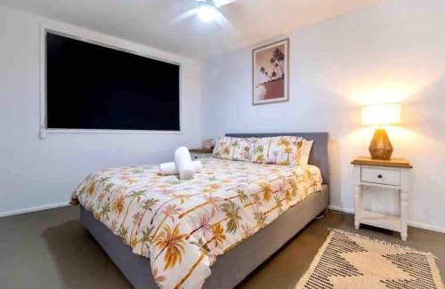 Miami Apartment | North Burleigh Miami Ocean Escape
