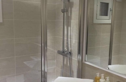 Leeds Apartment | North Crescent