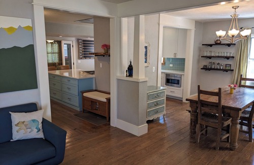 Sunset House | North End Ridge to Rivers Guesthouse