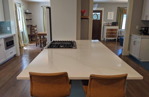 Sunset House | North End Ridge to Rivers Guesthouse