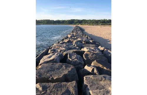 Jamesport House | North Fork Getaway House Sleeps 6-8