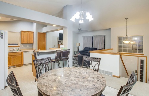 North Liberty House | North Liberty Home ~ 11 Mi to University of Iowa!