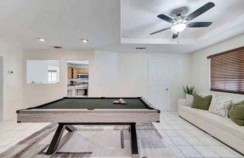 North Las Vegas House | North Vegas Hideaway | Close to Strip & Downtown