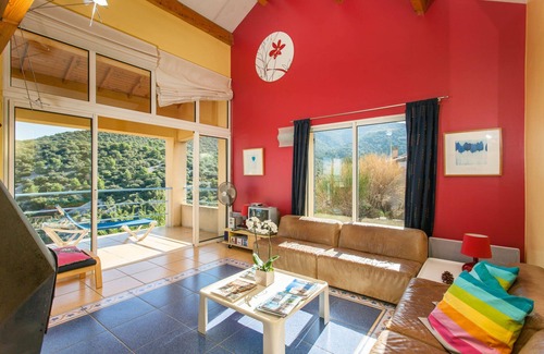 Mollans-sur-Ouveze Villa | North Ventoux, luxurious Bastide, shared pool