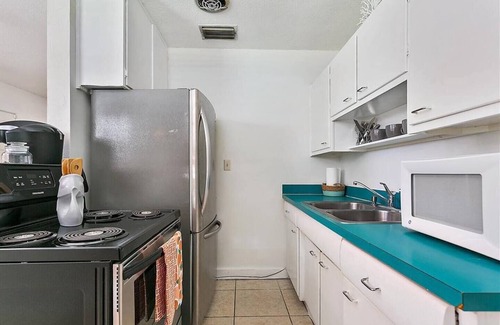 Lakeshore South House | Northeast Florida Retreat