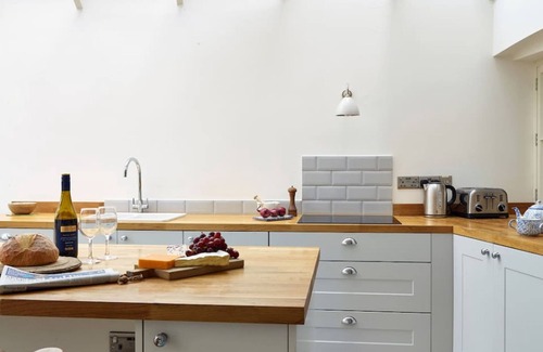 Henley-on-Thames House | Northfield End Cottage - From 250 Per Night