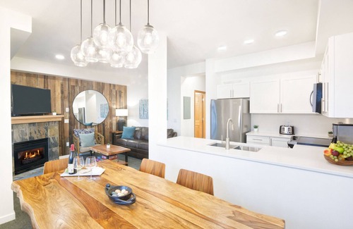 Whistler Cay Estates Apartment | Northstar 4 Whistler