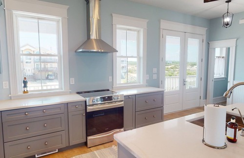 Carova Beach House | Northwind! Oceanfrnt, private pool, Astounding Panoramic Views! 4x4