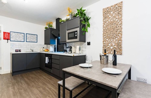 Adamsdown Apartment | Nottage House Premier Apartments