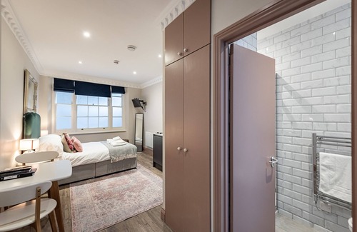 Pembridge Apartment | Notting Hill Studio 5 mins from Portobello Road & 10 mins from Kensington Palace