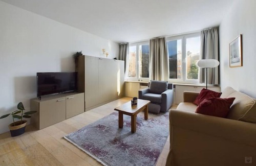 Sint-Gillis Apartment | Nouveau Studio - Central, Calme et Bien Placé