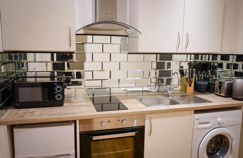 Pollokshields Apartment | Novana ApartHotel