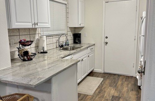 Ashton Ranch House | November Discounted Rate! Close to everything. 2bed/2 bath