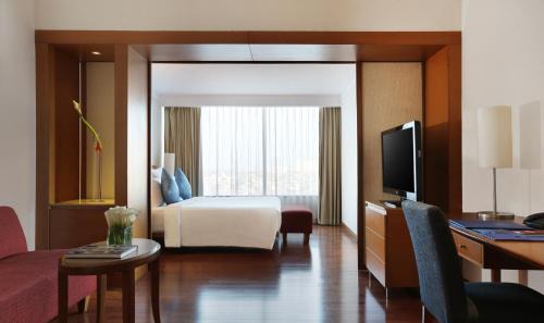 Old Jakarta Hotel | Novotel Jakarta Mangga Dua Square
