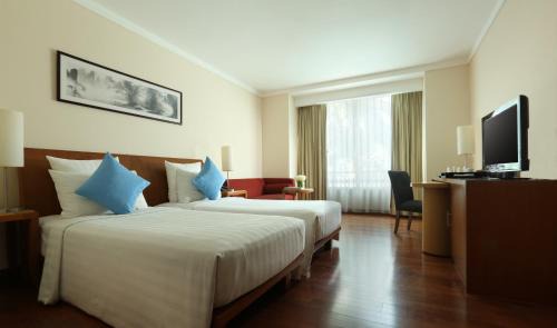 Old Jakarta Hotel | Novotel Jakarta Mangga Dua Square