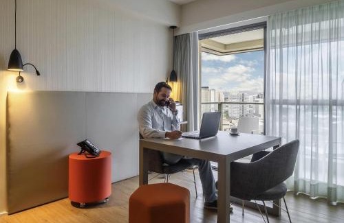 Tres Figueiras Hotel | Novotel Porto Alegre Tres Figueiras