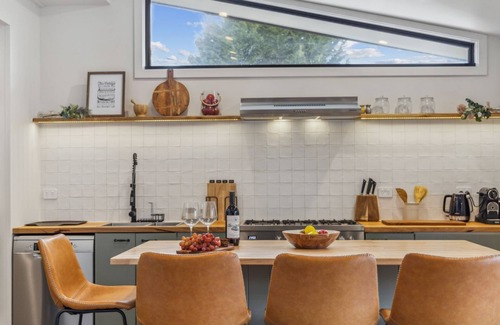 Crackenback Cottage | Nowhere Cottage rural retreat