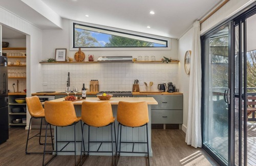 Crackenback Cottage | Nowhere Cottage rural retreat