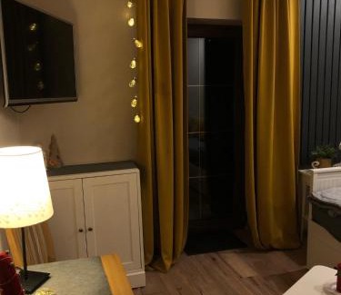 Chelmno House | Nowoczesny pokój w spokojnej okolicy