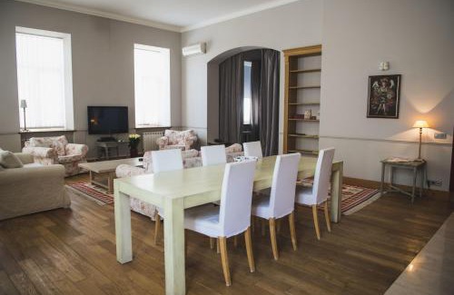 Podil Hotel | Number 21 by DBI