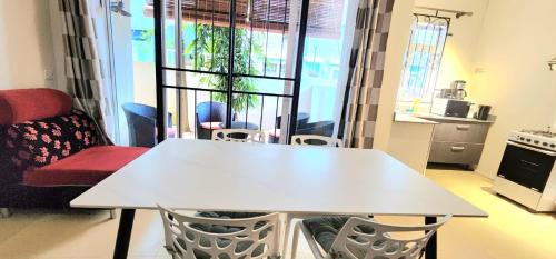 Pereybere Apartment | Number 3, Pebble Bay Appartments, Ground floor