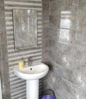 Londonderry House | Number 4