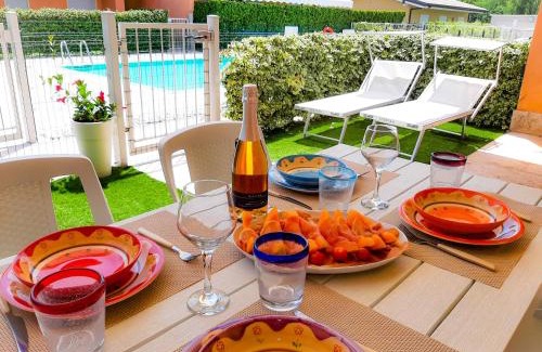 Rivoltella Apartment | Nuova casa al lago con piscina