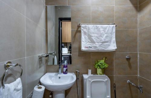 Nairobi West Apartment | Nyayo view stunning studio