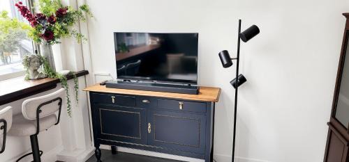 Spring Hill Apartment | NYC Loft Brisbane, Free Parking!