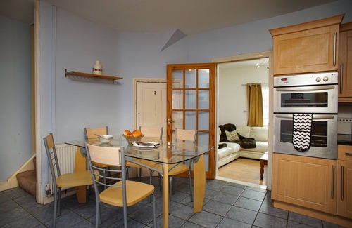 Goodwick House | Nythfa, Situated on the Stunning Pembrokeshire Coastal Path