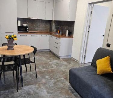 Svyatoshyns'kyi District Apartment | Nyvky Like Home - Сан Франциско - Квартира на низькому поверсі 231