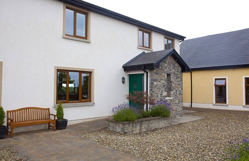 Ardrahan House | O'Neill Holiday Homes