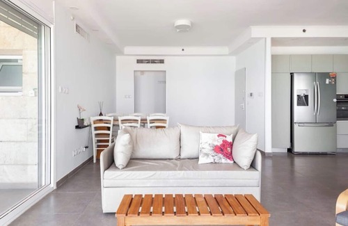 Bat Yam Apartment | O&O Group - Amazing Sea View 3 BR APT Iconic Tower